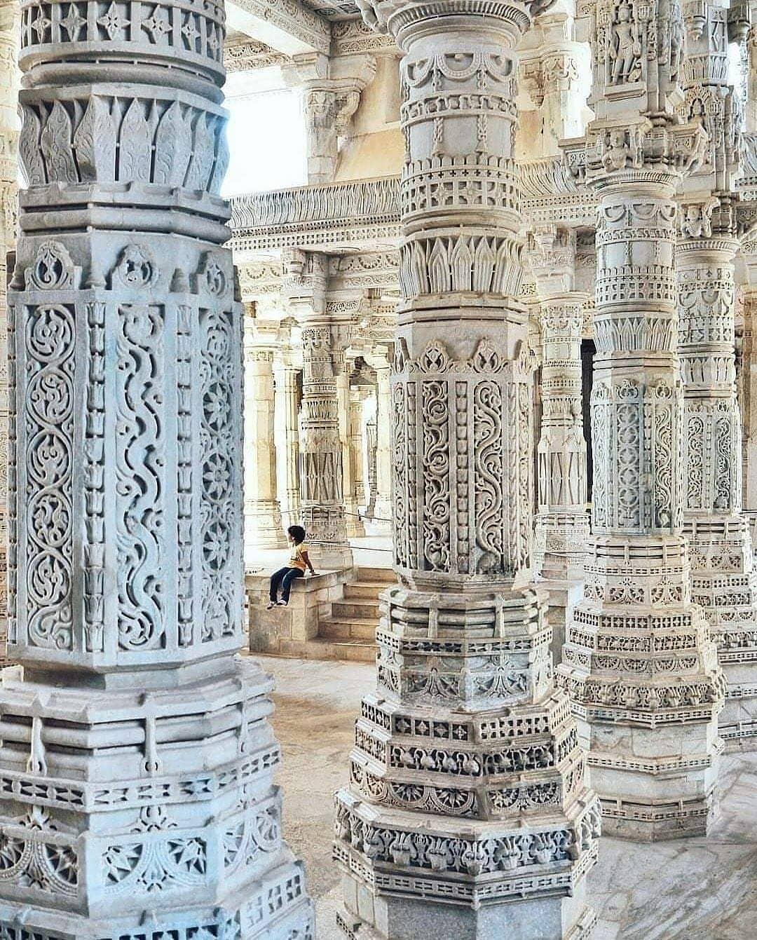 Feel the chisel , feel the artistic devotion that required to carved those pilla…